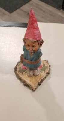 Tom Clark Gnome Cairn studio 1984 #34  