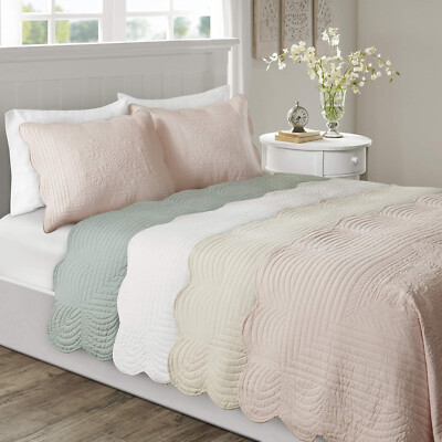 Madison Park Comfy Coverlet Set, Full Queen size | Medallion Seafoam.-image