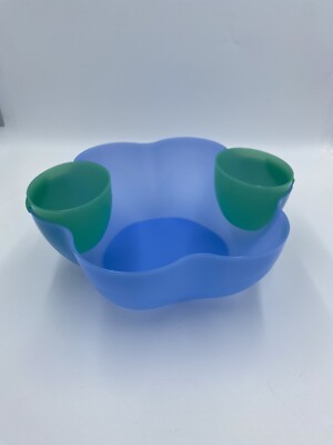 TUPPERWARE Blue Large Scalloped CHIP-N-DIP Cover Lid 4624 & 4625 2 Bowls Serving-image