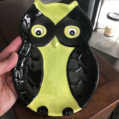M Studios 8” Black Green Owl Shaped Raised Textured Plate -image