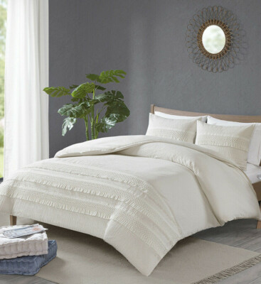  Madison Park Amaya Luxury 3-Piece King Duvet Cover Set in Ivory (New)-image