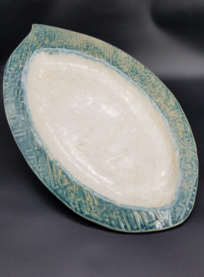 Handmade Studio Pottery Textured Blue Leaf Shaped Serving Plate Platter Tray EUC-image