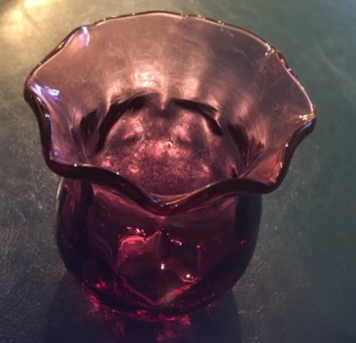 Fenton Ribbon Edge Ruffled Hobnail Cranberry & Violet Pinch Top Bud Shaped Vase-image