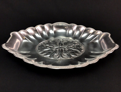 Lenox Butler's Pantry Large Chip & Dip Scalloped Platter 6185854 Metal Serveware-image