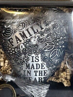 Studio Art Hearts by Demdaco 