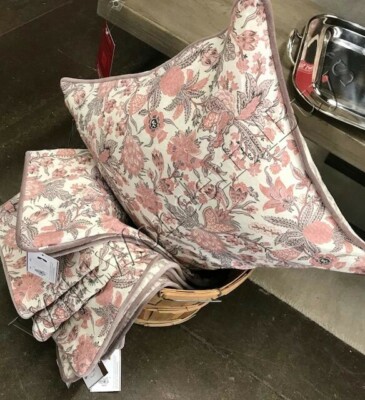 Pottery Barn Lianne Floral Pillow Cover Beige Blush 20 sq Reversible New More+🦩-image