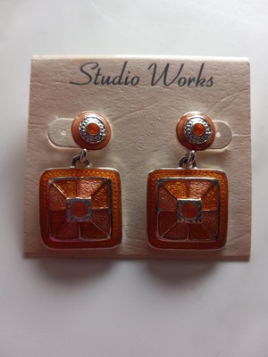 Studio Works Dangle Drop W/square Shape Acrylic Orange Design(new)-image