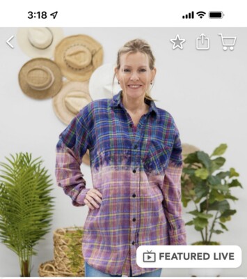 Woman’s Bleached Dipped Flannel Size Large-image