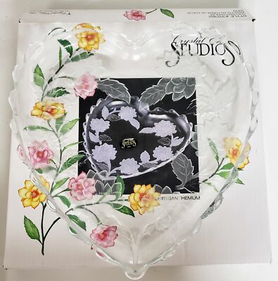 Crystal Clear Studio Chrysanthemum Frosted Heart Shape Platter-image
