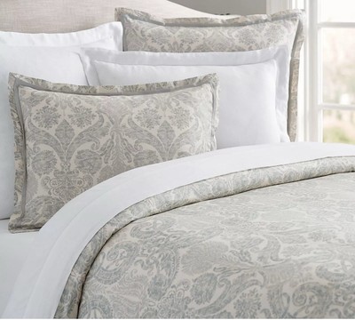 Pottery Barn “ Samantha” King Duvet Cover with three 24”x24” shams-image