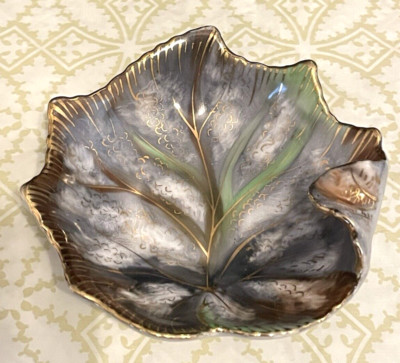 Vintage  Leaf Shaped Trinket Dish - Chubu China Occupied Japan-image