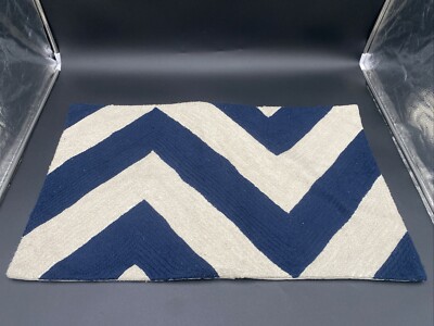 Pottery Barn 16x26 White And Navy Pillow Cover-image