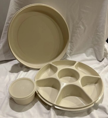 VTG Tupperware #1665  Divided Party Tray W/ Dip Bowl Veggie & Dip Platter Almond-image
