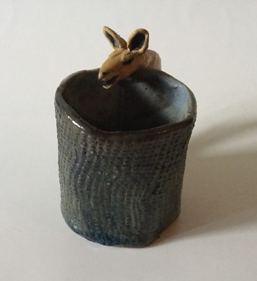 Art Studio Ceramic Pottery Coffee Tea Mug Giraffe Shaped Handle Signed KB-image