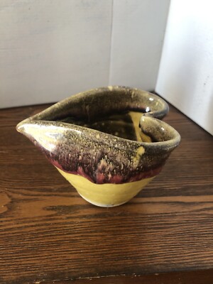 Hand Thrown Studio Pottery Heart Shaped Trinket Dish Bowl Planter : Yellow Berry-image