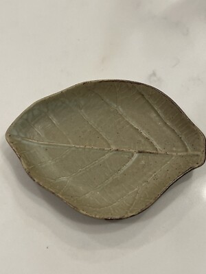 Vance Kitira Studio Pottery Teak Leaf Trinket Dish Handmade SIGNED Green 6.5”-image