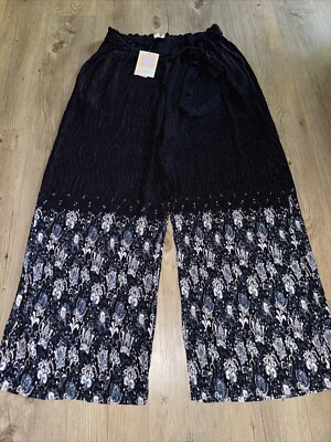 LuLaRoe Dianne Navy Blue Floral Dip Paper Bag Crinkle Wide Leg Pants Size Large-image