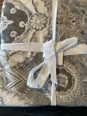 POTTERY BARN JACQUELYN MEDALLION FULL/QUEEN ORGANIC COTTON DUVET NEW GRAY-image