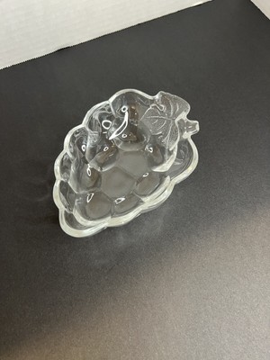 Studio Nova Grape Cluster Shaped Crystal Candy Dish-image