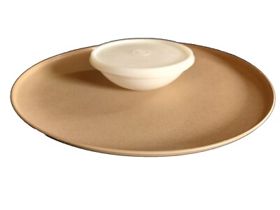 Vintage Tupperware 492 Dip N Serve Footed Serving Tray-Veggies-Chip & Dip Beige-image