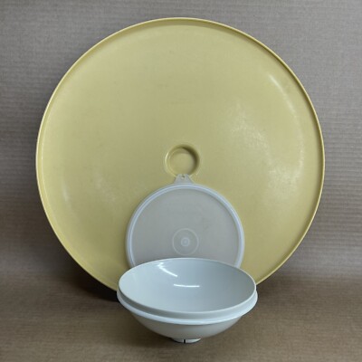 Vintage Tupperware Chip Dip-N-Serve Round Vegetable Appetizer Tray Harvest Gold-image