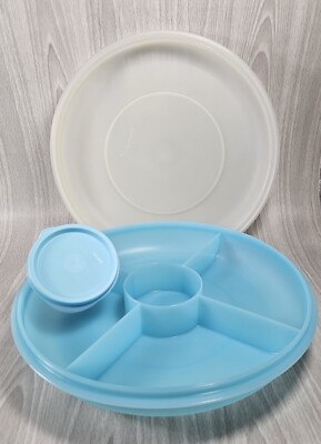 Tupperware Divided Veggie & Dip Serving Tray with Lid and Dip Container Blue-image