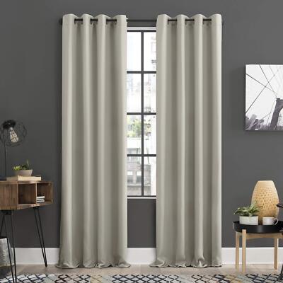 Sun Zero Soho Blackout Energy Efficient Grommet Curtain Single anel 54