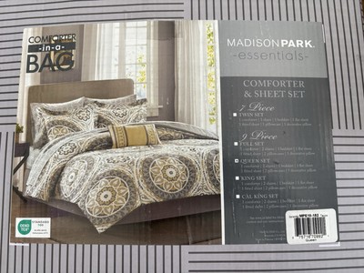 Essentials Cozy Bag Comforter Medallion Damask Design All Season Sz Queen-image