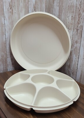 Tupperware Almond Divided Veggie Fruit & Dip Serving Tray 1665-3 w/Lid 1666-4 -image