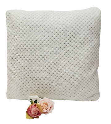MADISON PARK SIGNATURE Decorative Square Pillow 19