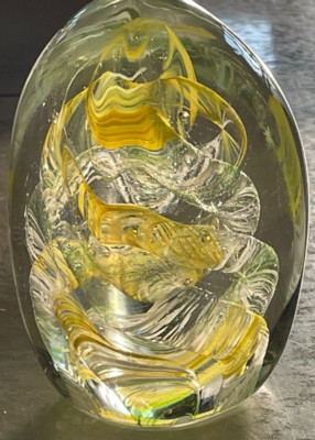 VTG Triangle Studio Art Glass Paperweight Yellow Green White Swirls Bubbles 4