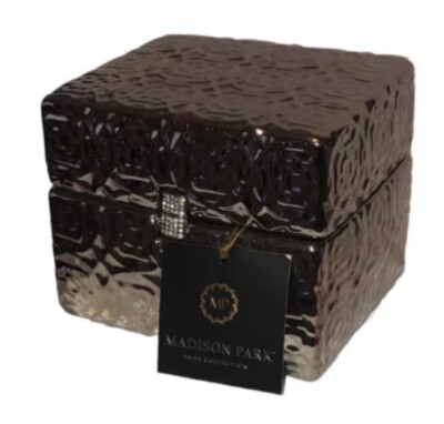 MADISON PARK HOME COLLECTION Ceramic Fine Design Silver Box Vanity Or Table-image