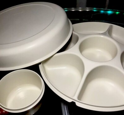 NEW Tupperware Vintage (Divided) Veggie PARTY TRAY/ Dip Bowl SET #1665 1666 1667-image
