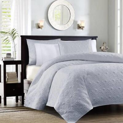Madison Park Quebec King/Cal King Gray Coverlet Mini Set-image