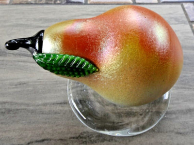 Signed Lundberg Studios Art Glass Iridescent Tilt Pear on Base Paperweight 1993-image