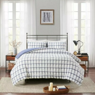 Madison Park Matthies Printed Seersucker Duvet Cover Set White/Navy Full-Queen-image