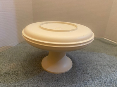 Vintage Tupperware 3 Pc Serve It All Pedestal 2 Bowl Lids Cake Stand Chip & Dip-image