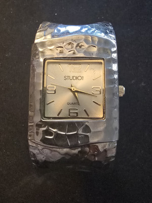 Studio Time Watch Women 27mm Silver Tone Hammered Metal Open Cuff Needs Battery-image