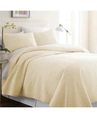 $134 ienjoy Home Premium Ultra Soft Herring Pattern Quilted Coverlet TWIN XL -image