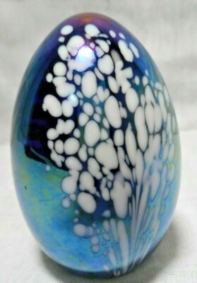 GLASS EYE STUDIO MSH SIGNED IRIDESCENT SPOTS EGG SHAPED 2 1/2