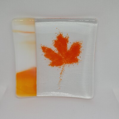 Art Studio Fused Glass Maple Leaf Trinket Candy Dish Canada Orange 5x5 in-image