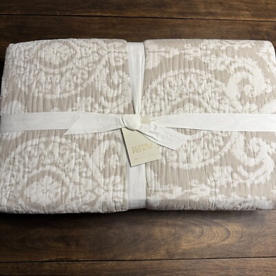 POTTERY BARN DEEPIKA PADUKONE HANDCRAFTED IKAT QUILT, KING/CAL KING ~ NEUTRAL-image