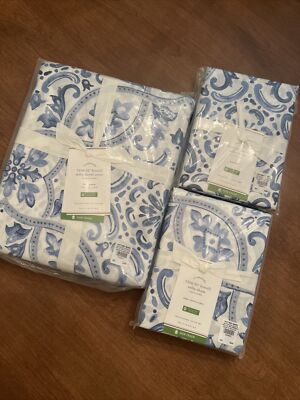 Pottery Barn Tencel Lyocell Selby F/Q Duvet W/2 Std & 2 Euro Shams-image