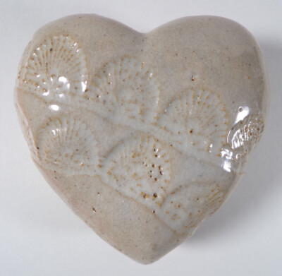 David Norton Pottery Heart Shaped Wall Vase Handmade Studio Pottery Signed 3.5