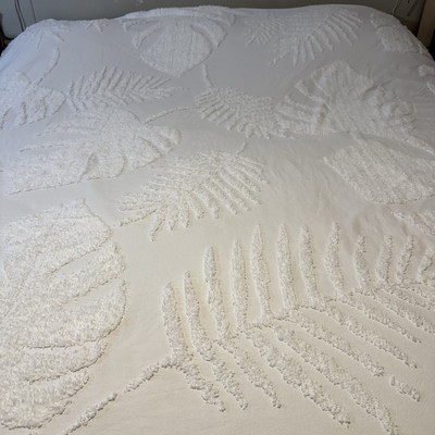 Madison Park Queen Duvet Set Osanna  White Tufted Cotton Tropical Print 96x92”-image