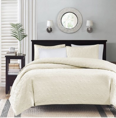 Madison Park Beige Twin/Twin XL Quebec 2-Piece Reversible Quilt Set-image