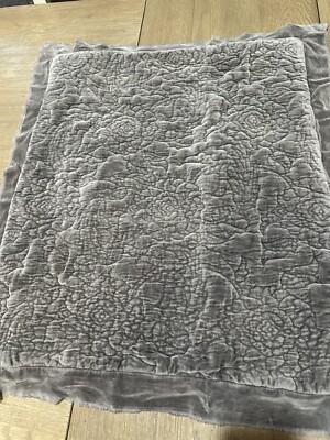 Pottery Barn Velvet Floral Stitch 1 Sham Standard Gray 286558-image