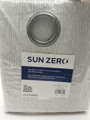 Sun Zero Panel Curtain Grommet 52in.x 84in -image