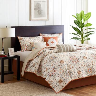 Madison Park Tissa 6 Piece Printed Quilt Set with Throw Pillows-image