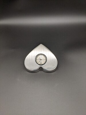 GREAT GIFT Nambe heart-shaped desk clock 6187 4 x 3.5 inches-image
